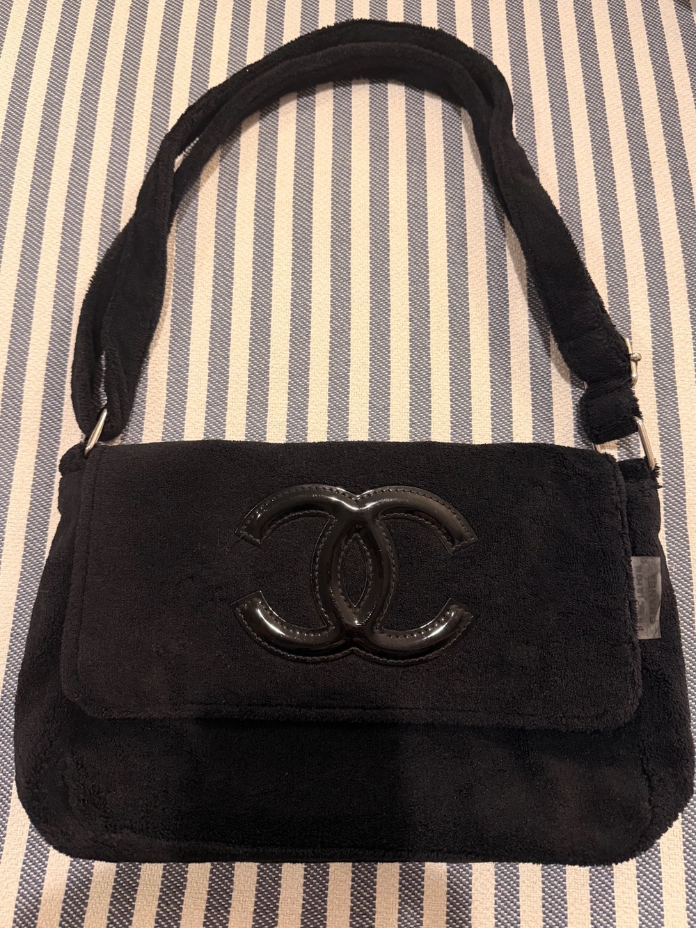 CHANEL Precision Black Suede CC Logo Shoulder Bag 🖤🖤🖤